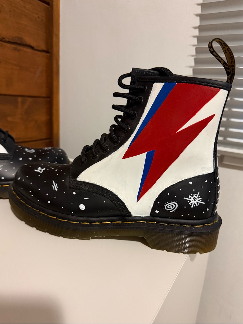 Custom Painted David Bowie Theme Dr. Martens 1460 - Picture 5 of 5